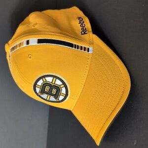 Reebok Fitmax 70,NHL Boston Bruins Men's Yellow Fitted Hat,S/M.
